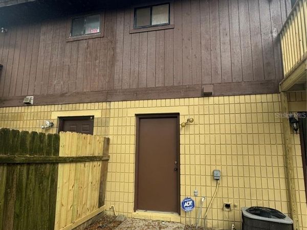 4313 SW 68 TERRACE , GAINESVILLE, FL 32608