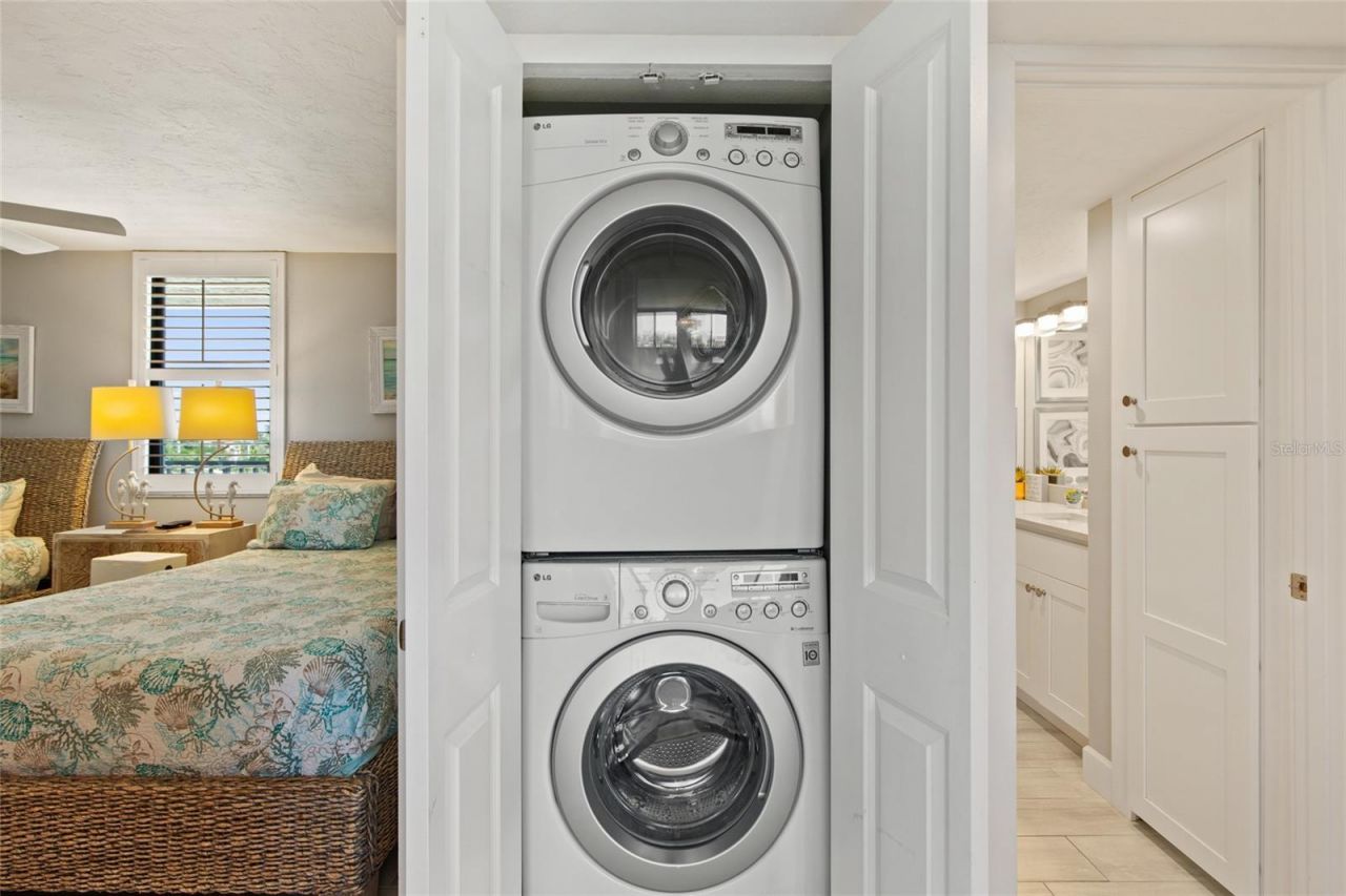 6266 Midnight Pass Road, Unit 404, Sarasota, FL 34242 Photo