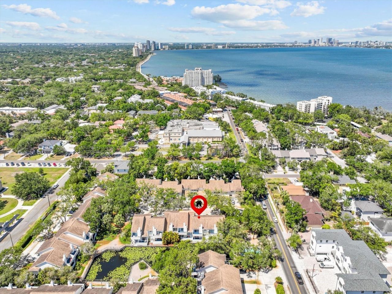 5203 Bayshore Boulevard, Unit 14, Tampa, FL 33611 Main Photo