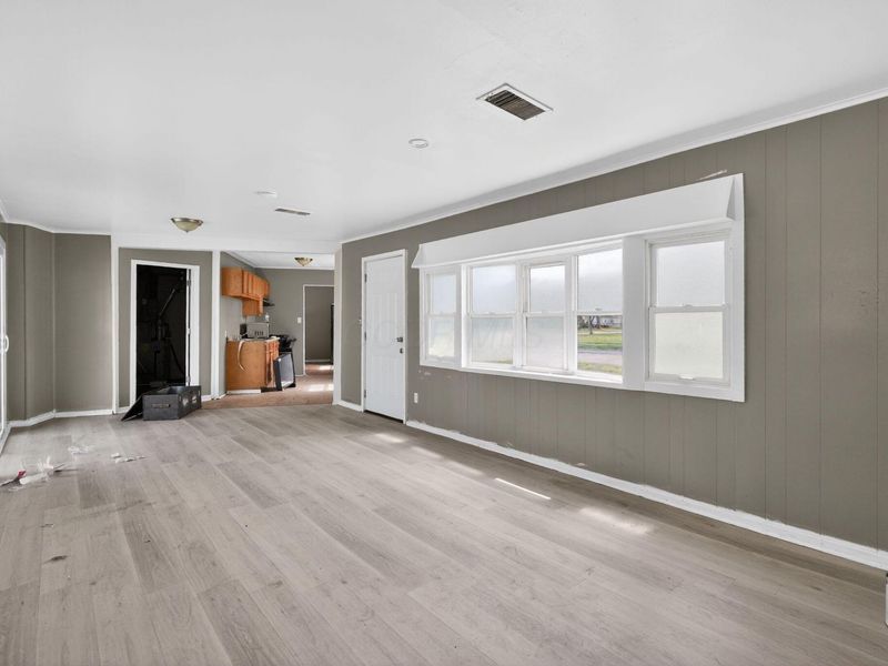 447 S Hampton Road , Columbus, OH 43213 Photo 12