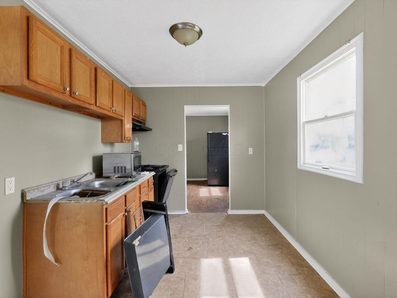 447 S Hampton Road , Columbus, OH 43213 Photo 20