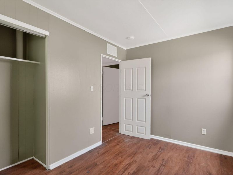 447 S Hampton Road , Columbus, OH 43213 Photo 24