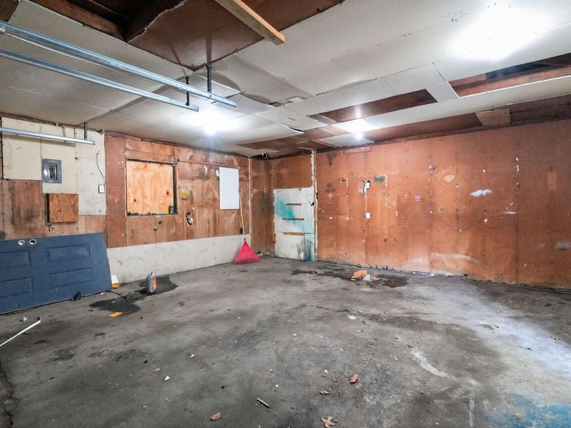 447 S Hampton Road , Columbus, OH 43213 Photo 7