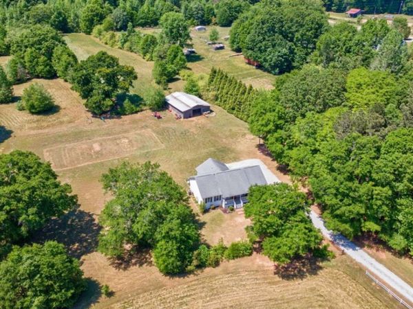 1221 Barber Creek Road, Statham, GA 30666