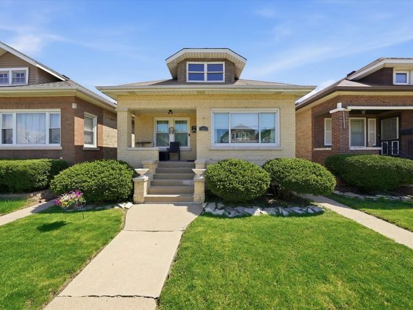 1435 East Avenue , Berwyn, IL 60402