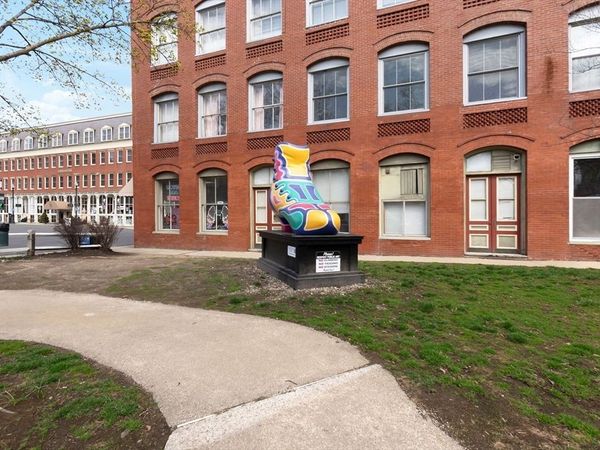 80 Wingate St, Unit 2D, Haverhill, MA 01832