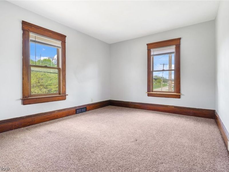 558 Nash Street, Akron, OH 44306 Photo 11