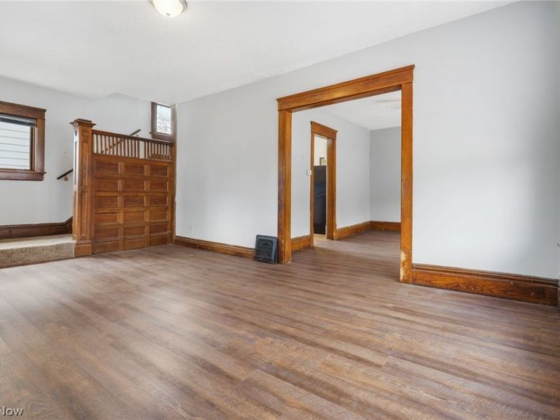 558 Nash Street, Akron, OH 44306 Photo 5