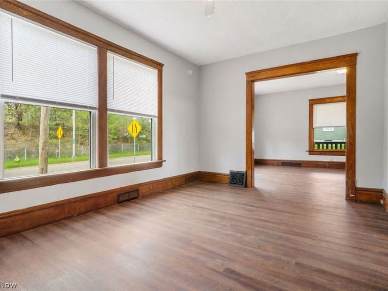 558 Nash Street, Akron, OH 44306 Photo 8