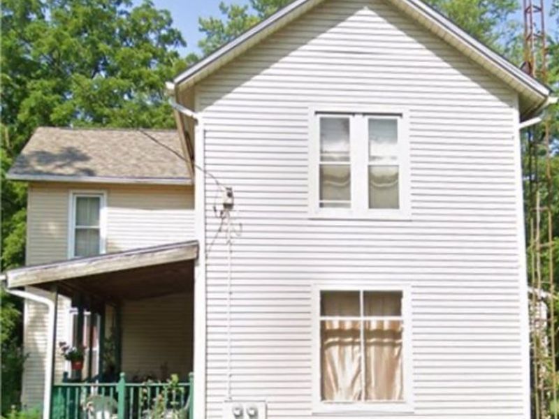 11371 Walnut Avenue NE, Alliance, OH 44601 Photo 1