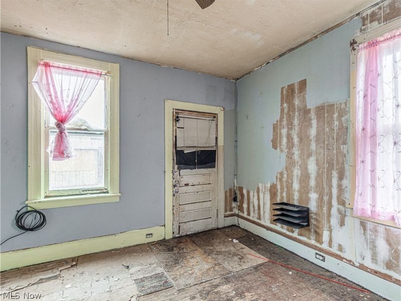 4846 Wendell Avenue, Cleveland, OH 44127 Photo 14