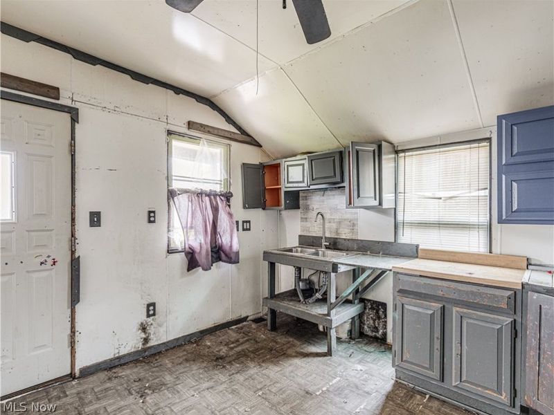 4846 Wendell Avenue, Cleveland, OH 44127 Photo 20