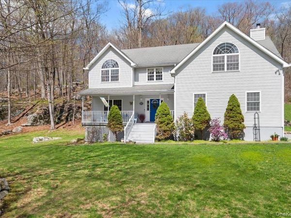 64 Oscawana Heights Road , Putnam Valley, NY 10579