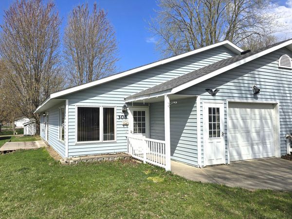 308 N Renville Street, Winthrop, MN 55396