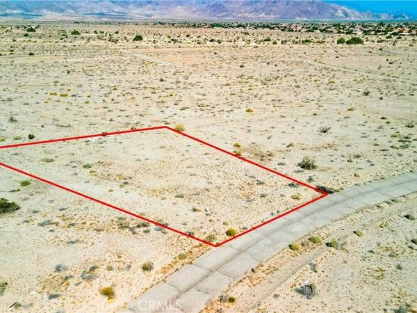 2705 Elsinore Avenue, Thermal, CA 92274