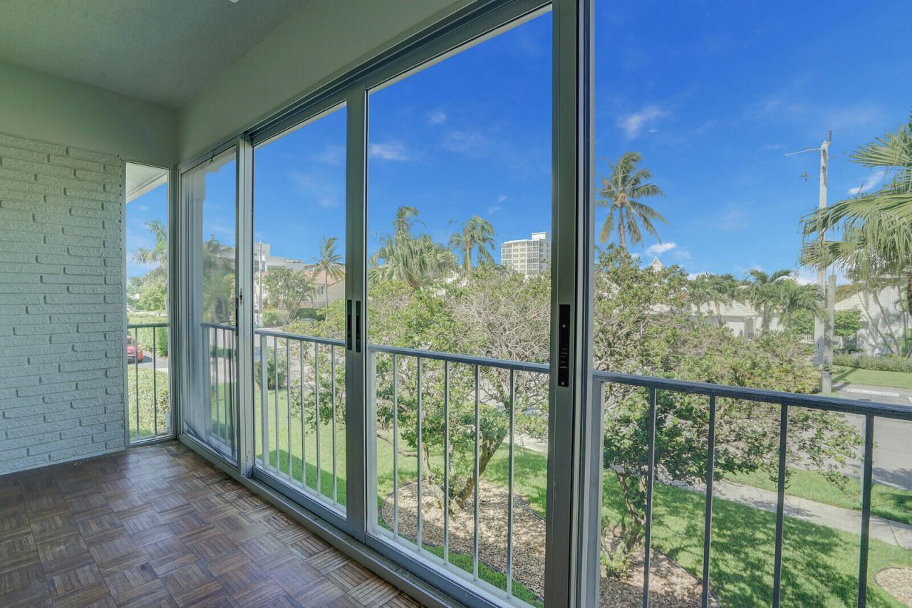 315 Venetian Drive, Unit 8, Delray Beach, FL 33483 Photo
