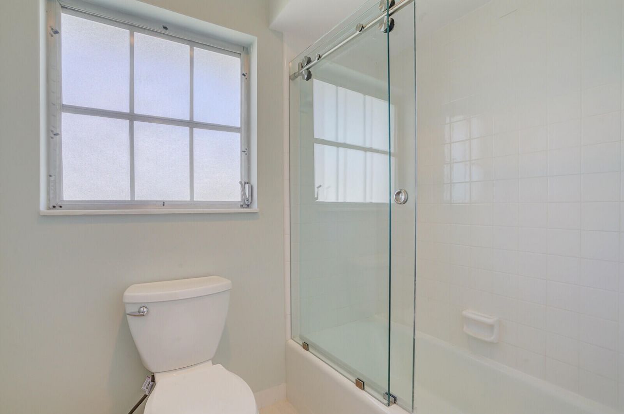 315 Venetian Drive, Unit 8, Delray Beach, FL 33483 Photo