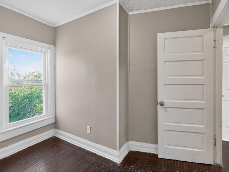 1607 Briarwood Avenue , Columbus, OH 43211 Photo 10