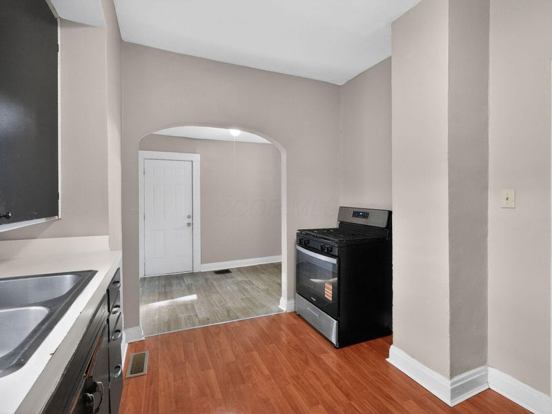 1607 Briarwood Avenue , Columbus, OH 43211 Photo 21