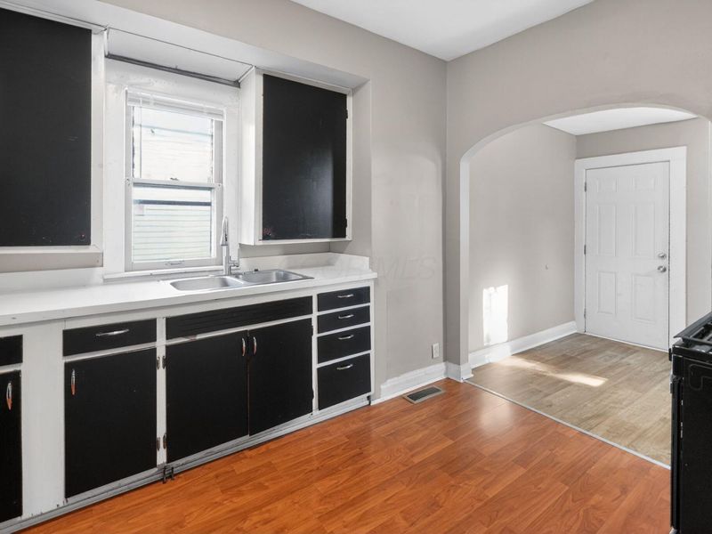 1607 Briarwood Avenue , Columbus, OH 43211 Photo 22