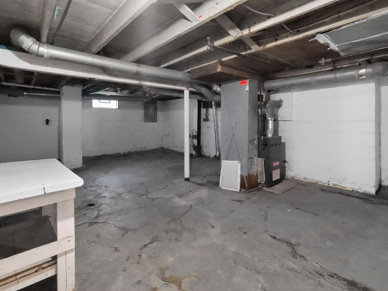 1607 Briarwood Avenue , Columbus, OH 43211 Photo 28