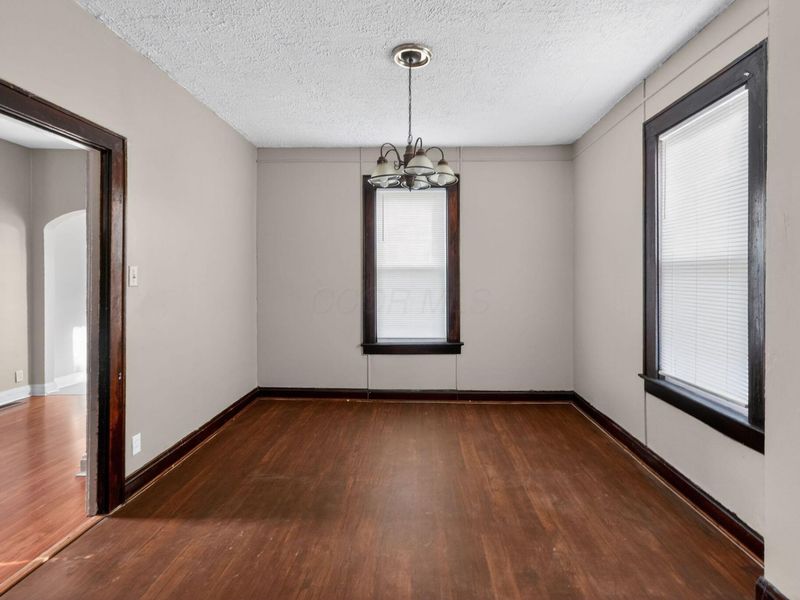 1607 Briarwood Avenue , Columbus, OH 43211 Photo 9