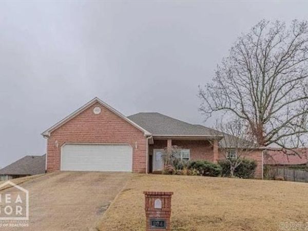 904 N 74th, Paragould, AR 72450