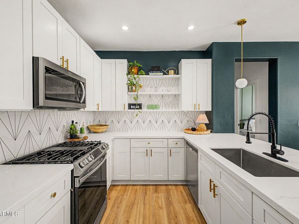 3840 E YEAGER Drive, Gilbert, AZ 85295