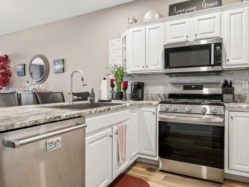 1213 W Lakeshore Drive, Port Clinton, OH 43452 Photo 11