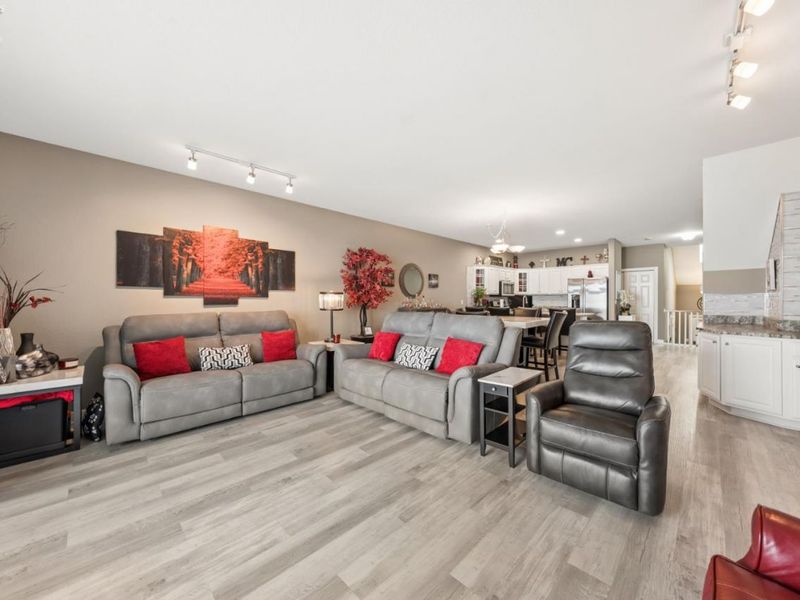 1213 W Lakeshore Drive, Port Clinton, OH 43452 Photo 6