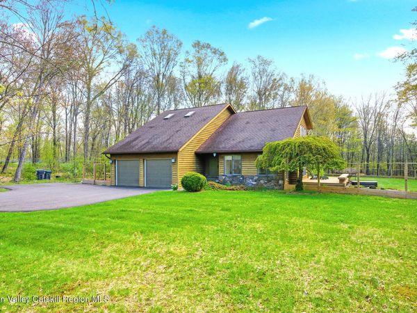 315 Burnt Meadows Road, Gardiner, NY 12525