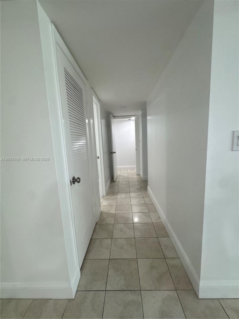 2312 S Cypress Bend Dr, Unit 107, Pompano Beach, FL 33069 Photo