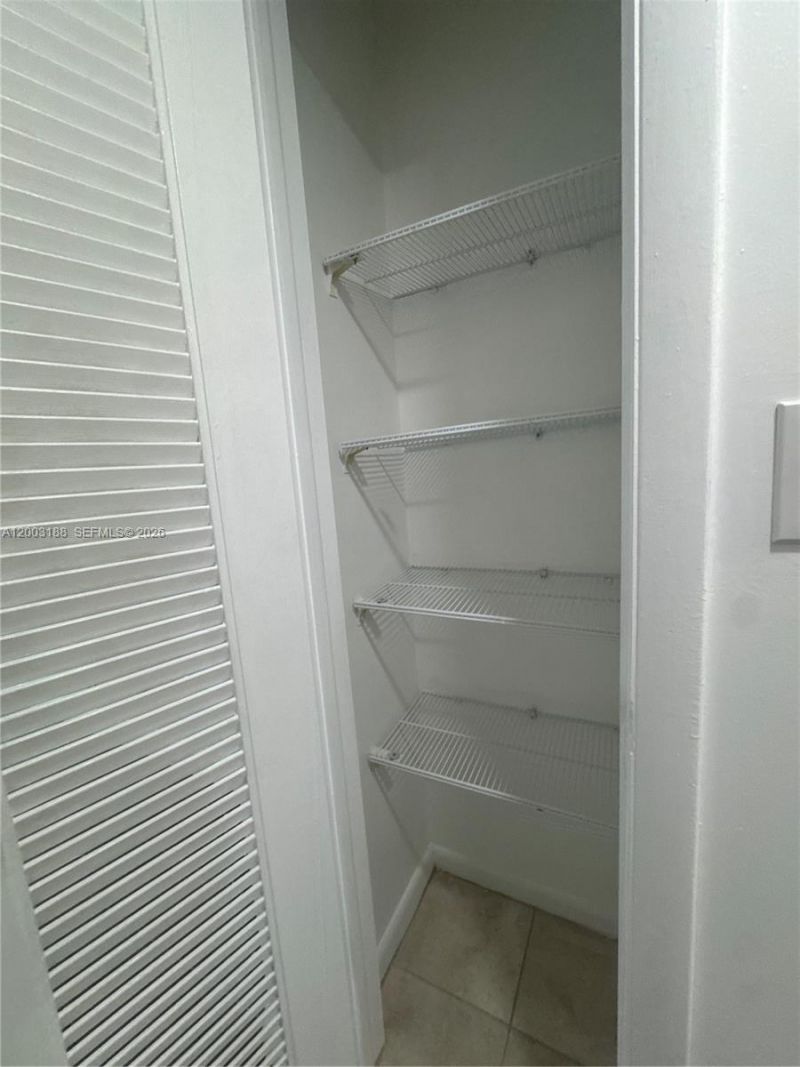 2312 S Cypress Bend Dr, Unit 107, Pompano Beach, FL 33069 Photo