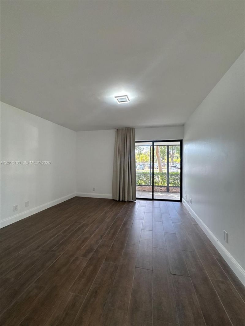 2312 S Cypress Bend Dr, Unit 107, Pompano Beach, FL 33069 Photo
