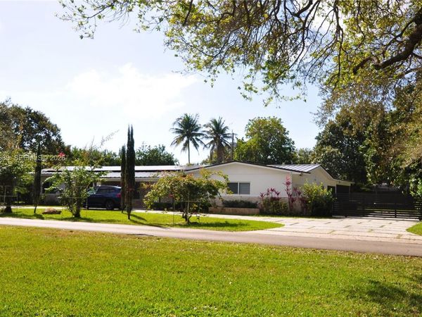 7400 SW 116th St , Pinecrest, FL 33156