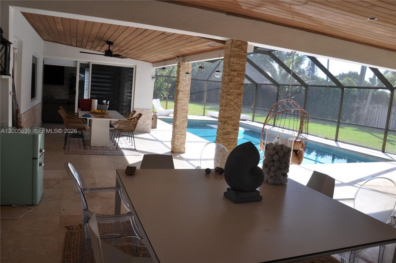 7400 SW 116th St , Pinecrest, FL 33156 Photo