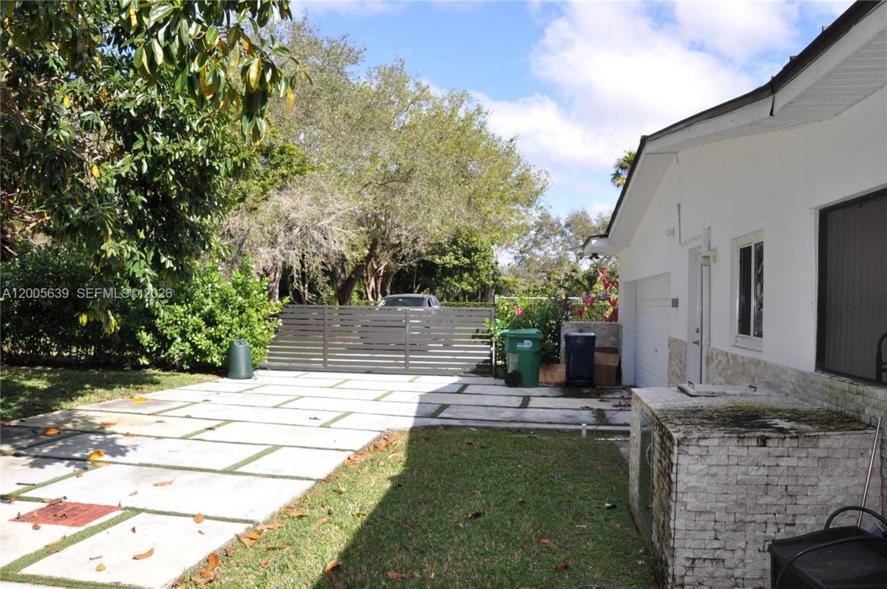 7400 SW 116th St , Pinecrest, FL 33156 Photo