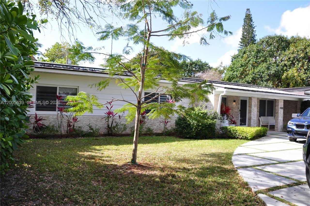 7400 SW 116th St , Pinecrest, FL 33156 Photo