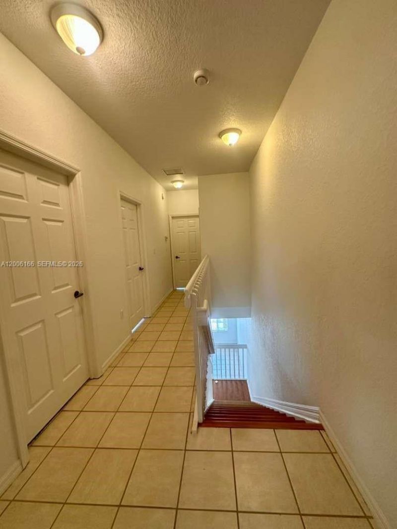 10760 NW 82nd Ter , Unit 8-7, Doral, FL 33178 Photo