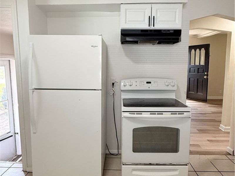 18505 Raymond Street, Maple Heights, OH 44137 Photo 5