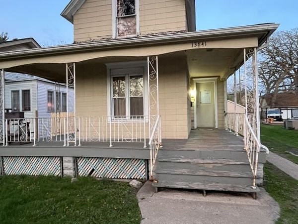 13841 Forest Avenue , Dolton, IL 60419