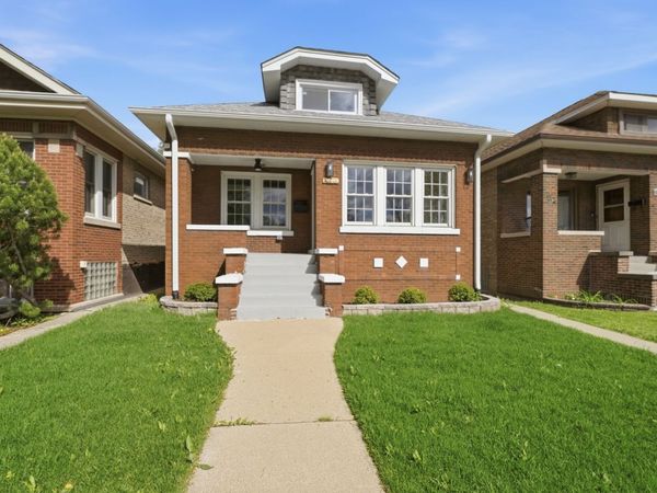 1445 East Avenue , Berwyn, IL 60402