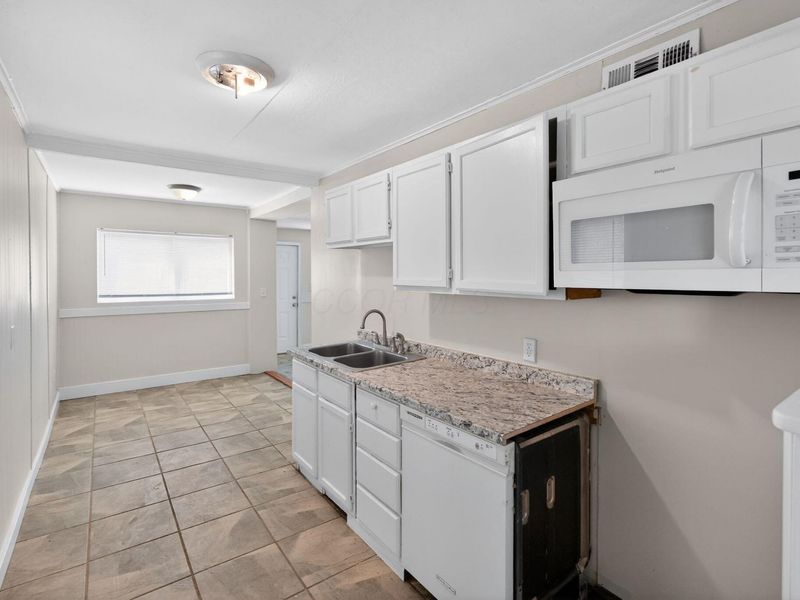 417 S Hampton Road , Columbus, OH 43213 Photo 13