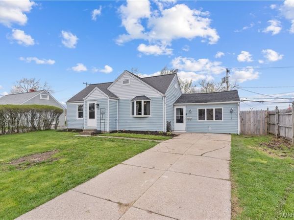 17 Violet Avenue , Buffalo, NY 14226