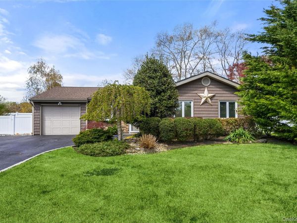 21 Elkin Drive, Middle Island, NY 11953