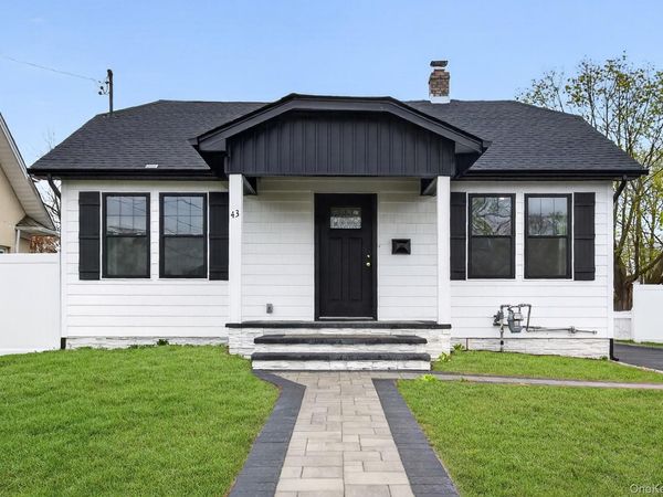 43 Robert Street, Patchogue, NY 11772