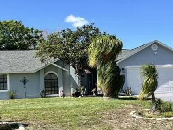 739 Raleigh Road SE, Palm Bay, FL 32909