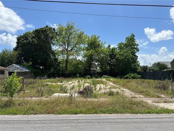 4520 MARAIS Street , New Orleans, LA 70117