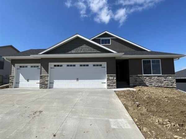 1948 Coquina Ave, Tiffin, IA 52245