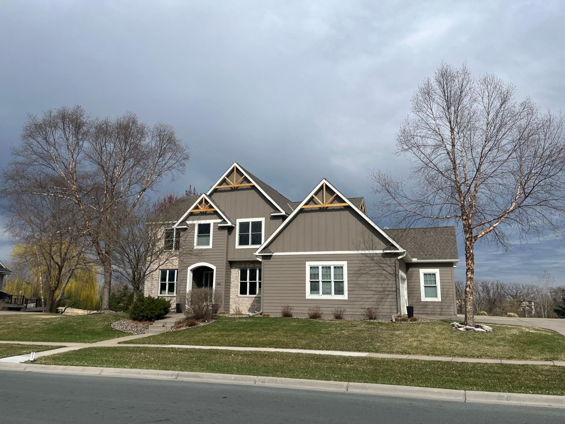 4127 Kindred Way, Lake Elmo, MN 55042